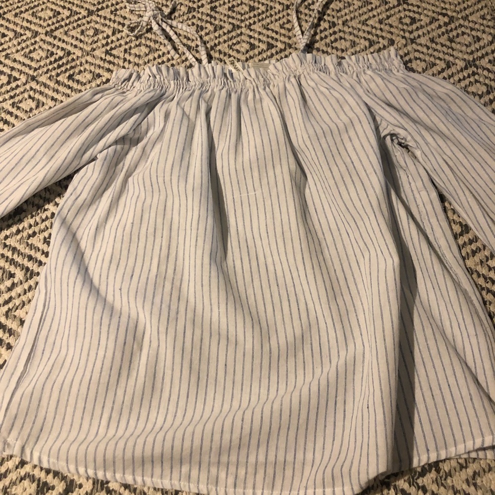 •linen with blue stripes with ties